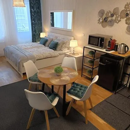 Cozy In 2 דירה *